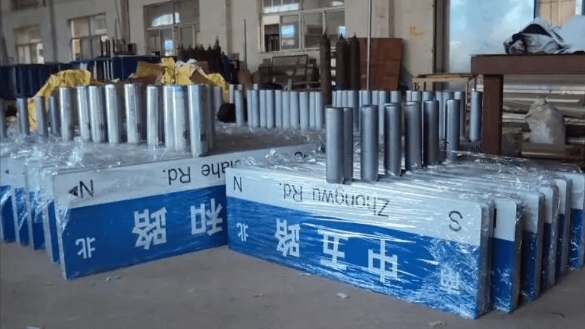 标识标牌制造技术全解析——工艺创新与质量突破(图3)